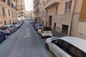 RE Di ROMA STANZA SINGOLA ARREDATA E BEN COLLEGATA