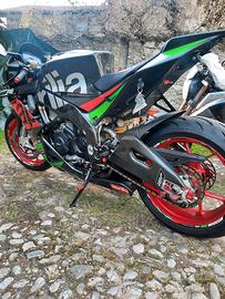 Aprilia RSV4/TUONO 1000