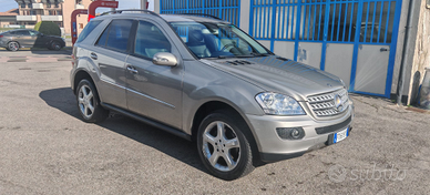 Mercedes ML 320