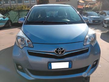 TOYOTA VERSO-S BENZIANA CON GARANZIA