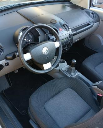 New Beetle Cabrio 1.6 benzina 2004