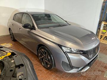 PEUGEOT 308 5 P 1.2 130cv Allure Navi + Key Less