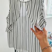 Top Tally Weijl a righe bianco e nero.