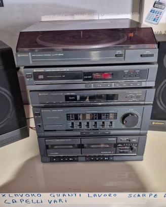 stereo completo di piatto e casse