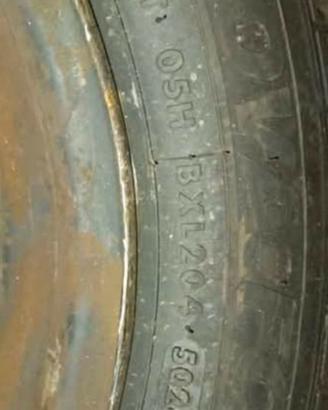 Gomme auto