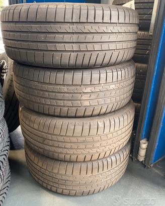 Treno Gomme Estive Bridgestone Turanza 235/55 R18