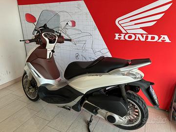 Piaggio beverly 300