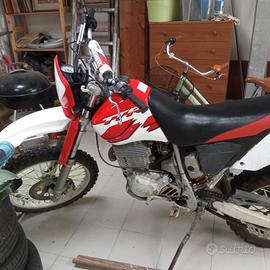 Yamaha TT 600 - 1998