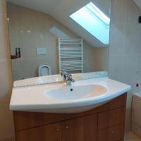 MOBILE DA BAGNO IN NOCE