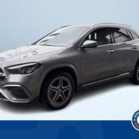 Mercedes-Benz GLA 250 E PLUG-IN HYBRID AUTOMA...