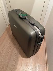 Valigia Benetton aereo