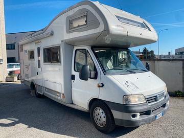 CAMPER MANSARDATO ARCA M 715 GLT
