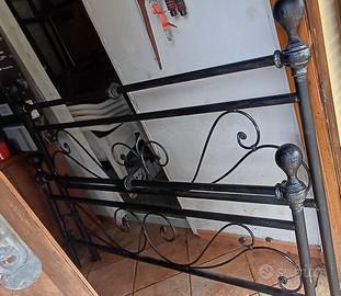 Letto matrimoniale in ferro