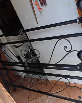 Letto matrimoniale in ferro