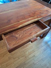 tavolo scrivania con venature legno
