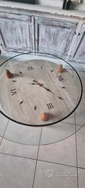 Tavolino con vetro e orologio 