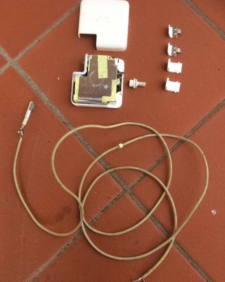 Alimentatore Mac Book Pro 13 pollici smontato