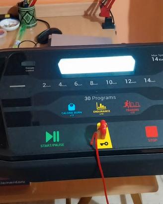 Tapis roulant compatto SALVASPAZIO RUN 100- DOMYOS