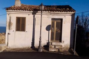 Rustico con giardino