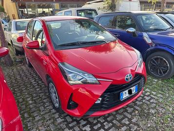 Toyota Yaris Benzina Ibrida Neopatentati 2018