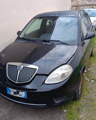 Lancia y 1.2 gpl