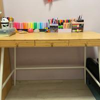 Scrivania Lillasen in Bambù Ikea