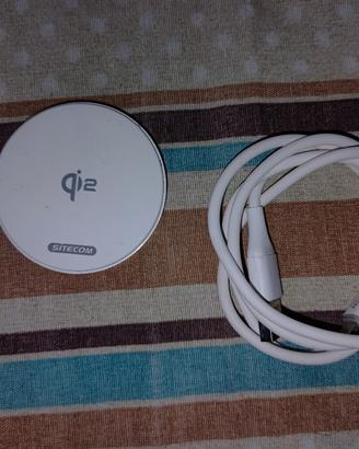 carica batterie wireless qi2 ben tenuto. 