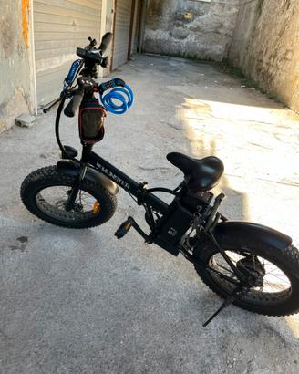 bicielettrica con pedakata assisitita