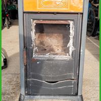 Stufa a legna Rossella — ghisa tradizionale