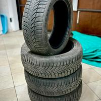 Gomme invernali 215x55 R17