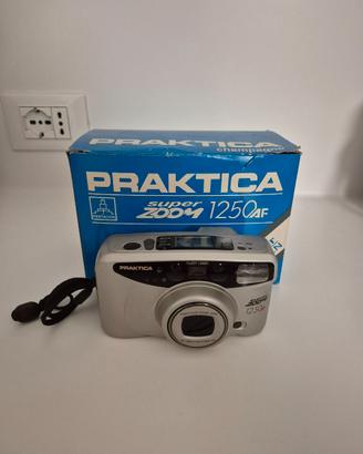Praktica super zoom 1250 af