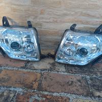Fari anteriori mitsubishi Pajero 