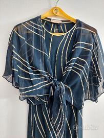 Abito in seta con coprispalle 