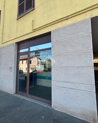 NEGOZIO A CASTELLANZA