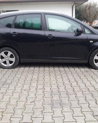 Ricambi Seat Altea XL 1.900 Tdi 105 Cv anno 2007
