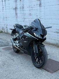 Yamaha r125