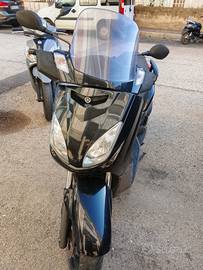 Scooter, YAMAHA x-max 125