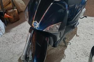 liberty 125 3v ie