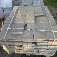 Pavimento in Pietra Naturale per Esterno – €30mq