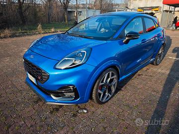 Ford Puma ST 1.5 EcoBoost 200 CV – Full Optional –