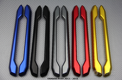 Maniglie passeggero posteriore YAMAHA MT09 2013 16