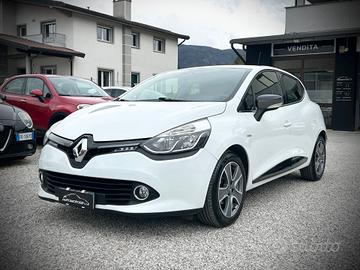 Renault Clio 1.2 75CV 5 porte Costume National