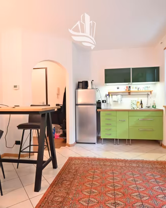 Affascinante bilocale con giardino a Termeno