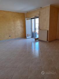 Appartamento 1 piano circa 140 m con soffitta