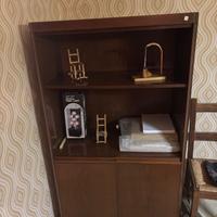 Libreria antica in legno