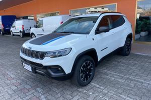 Jeep Compass 1.3 T4 240CV PHEV AT6 4xe Trailhawk T