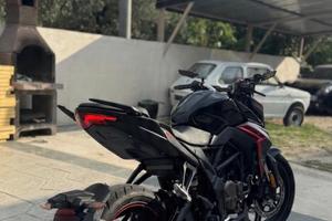 Voge 300 brivido