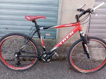 bicicletta mountain bike trek