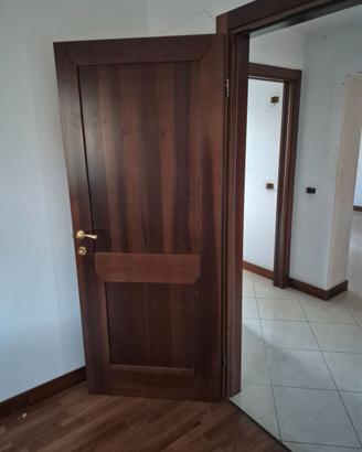 Porte da interno in vero legno massello