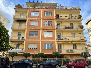 4 LOCALI A SENIGALLIA